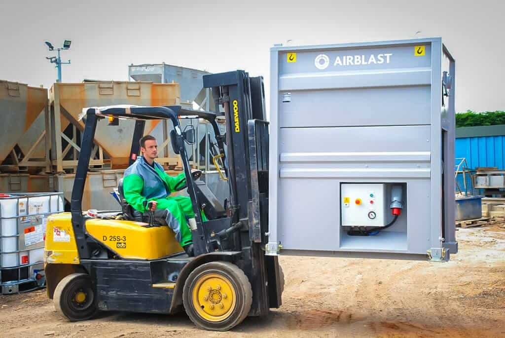 Airblast Abrasive Vacuum Recovery