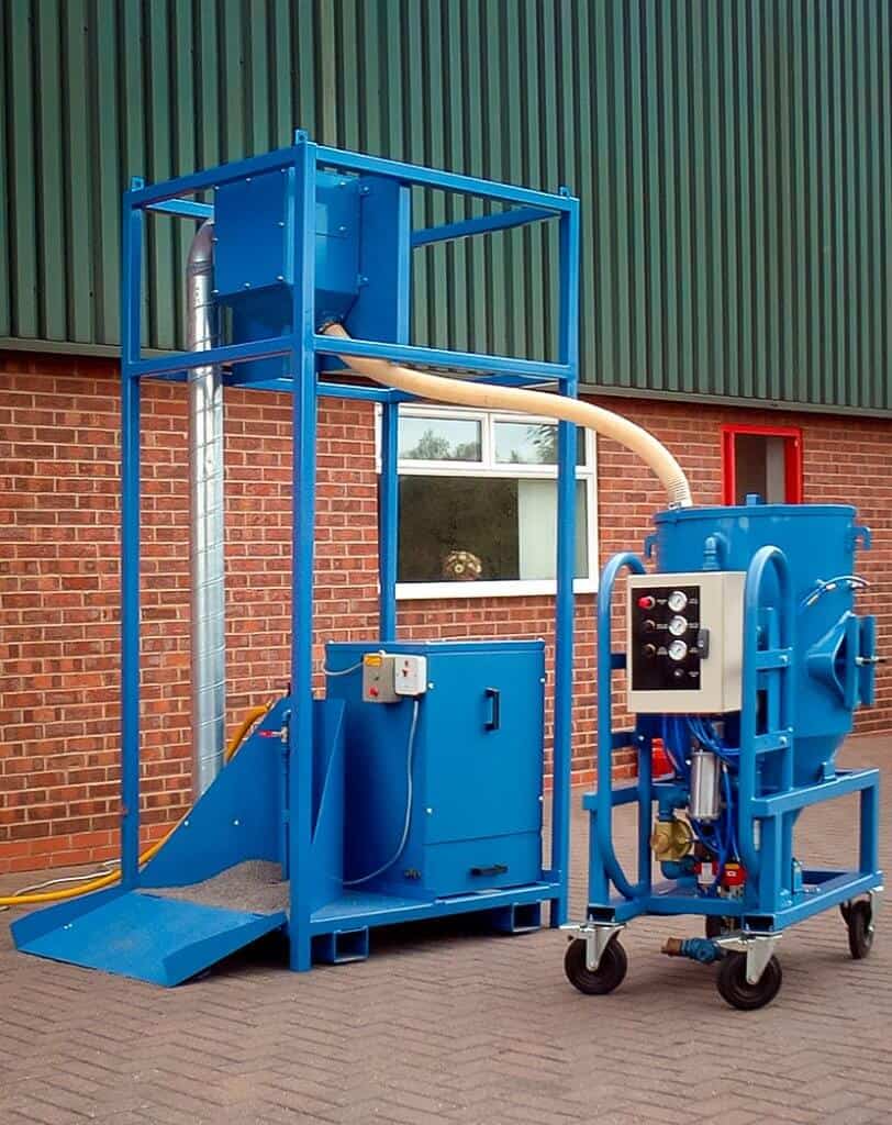 sponge blast machine and portable media recovery equipment