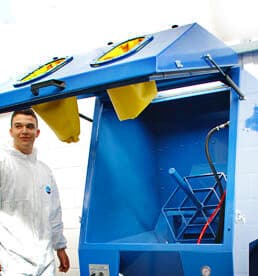 Wheel blasting cabinets